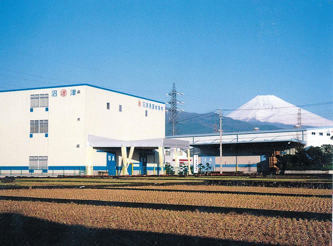 本社倉庫